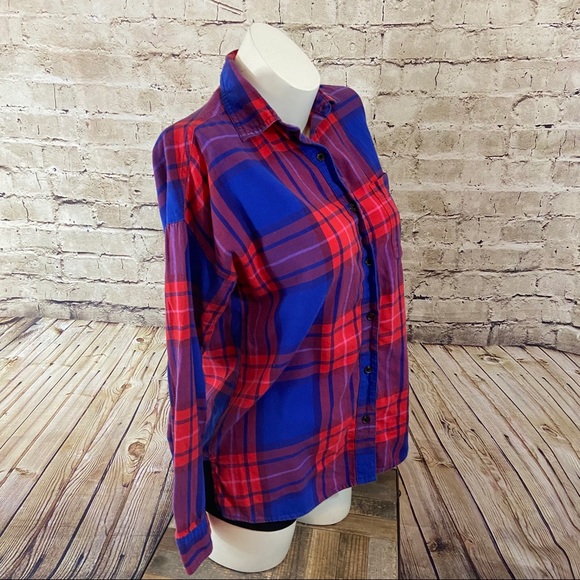 Old navy plaid “the boyfriend shirt” size small - Picture 3 of 15